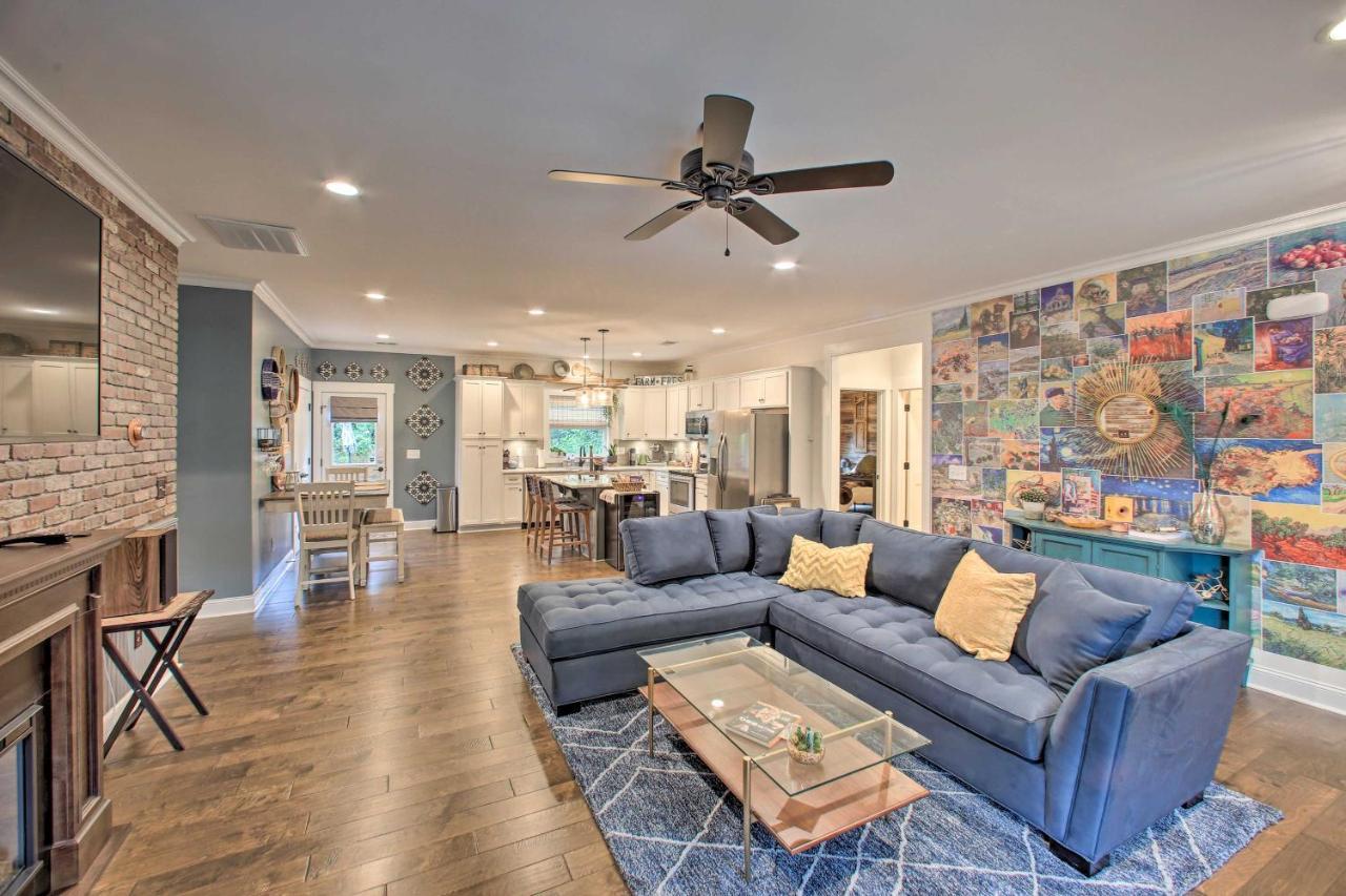 Luxe Greenville Retreat, 2 Mi To Downtown! Bagian luar foto